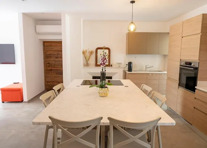 Casa vacanze Noscia Nivaledda - Stone House, With Pool