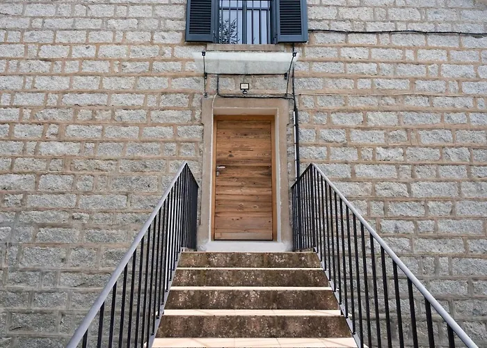 Noscia Nivaledda - Stone House, With Pool Casa vacanze *